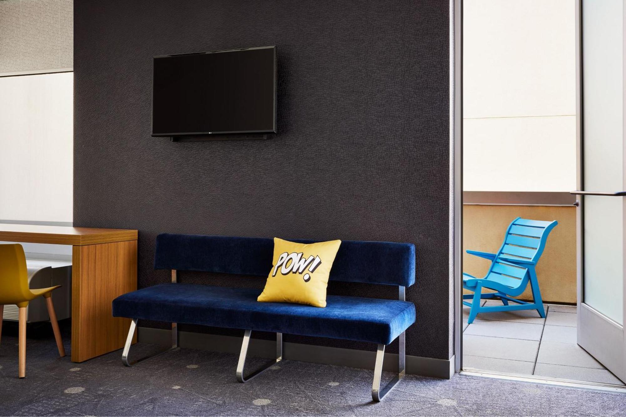 Aloft Leawood-Overland Park Exterior photo